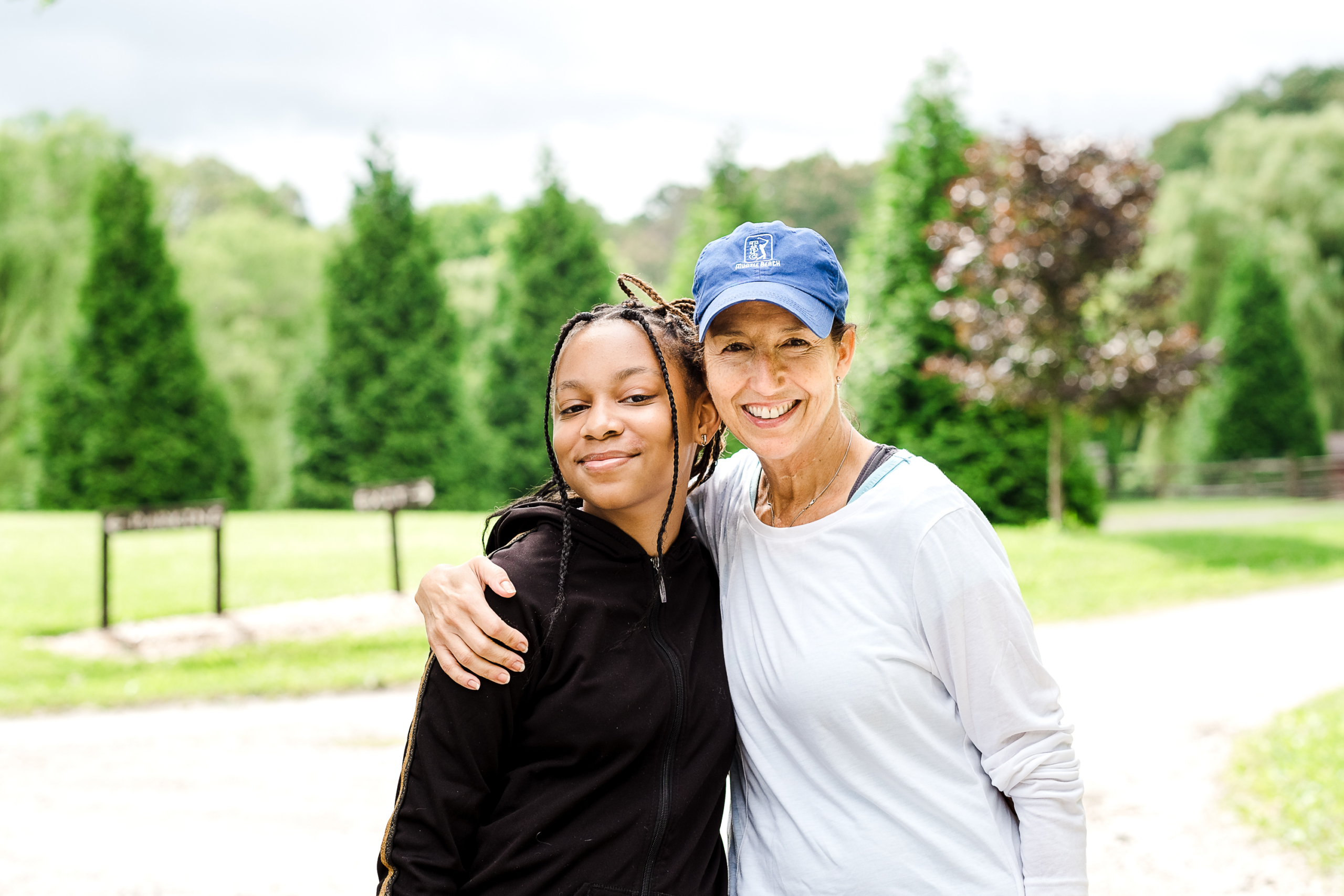 Jessica and Denise 1 scaled